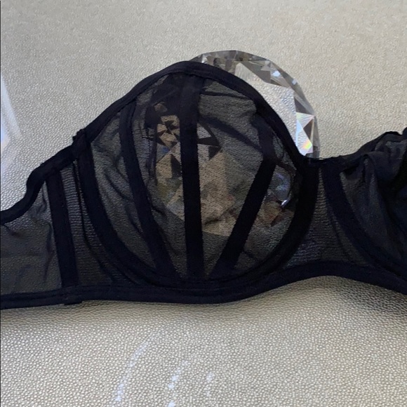 Fredericks of Hollywood Black Strapless Bra - Picture 2 of 6